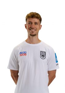 Analyst Patrick Waltenberger