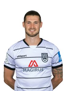 11 Dennis Chessa