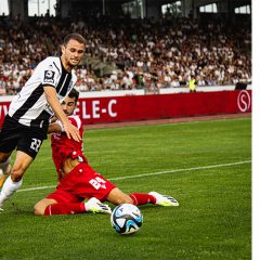 Tickets und Dauerkarten erhältlich