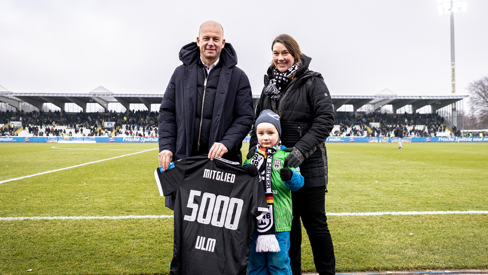 SSV Ulm 1846 Fussball ehrt 5.000 Mitglied