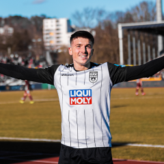 5:1 | Die Spatzen fliegen zum Sieg gegen Regensburg