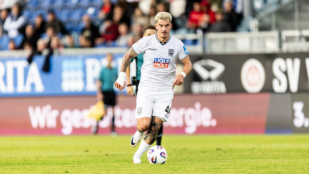 Niklas Castelle auf Leihbasis zu Alemannia Aachen