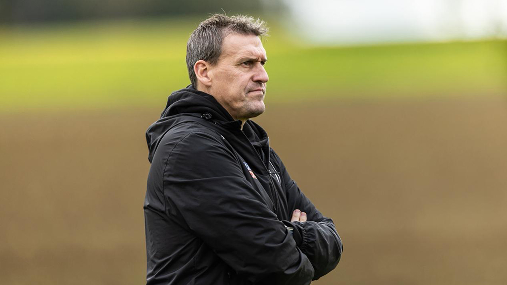 Oliver Unsöld leitet das Training