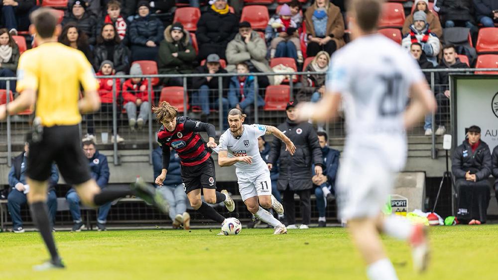 Seegert mit dem Siegtreffer per Kopf