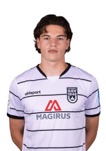 24 Felix Vater